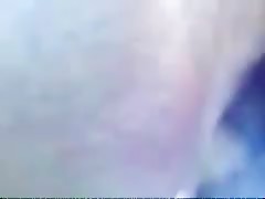 La muy cachonda necesita calentar esa boquita